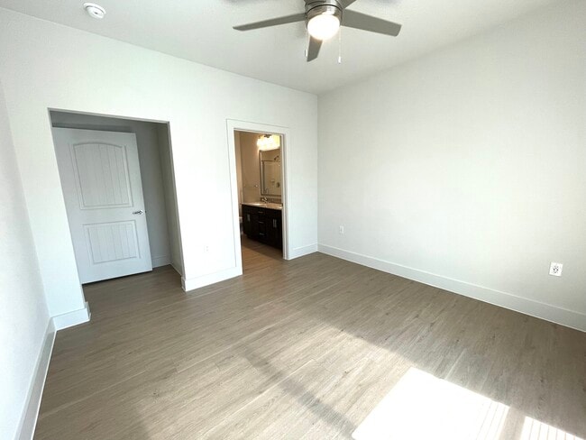 Building Photo - 4525 S Legacy Dr