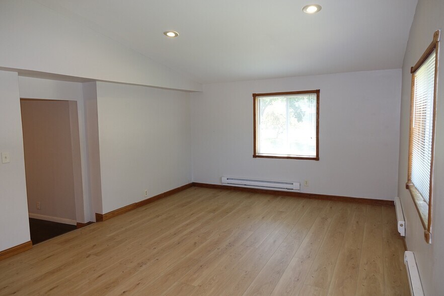 Building Photo - 1136 2nd Street