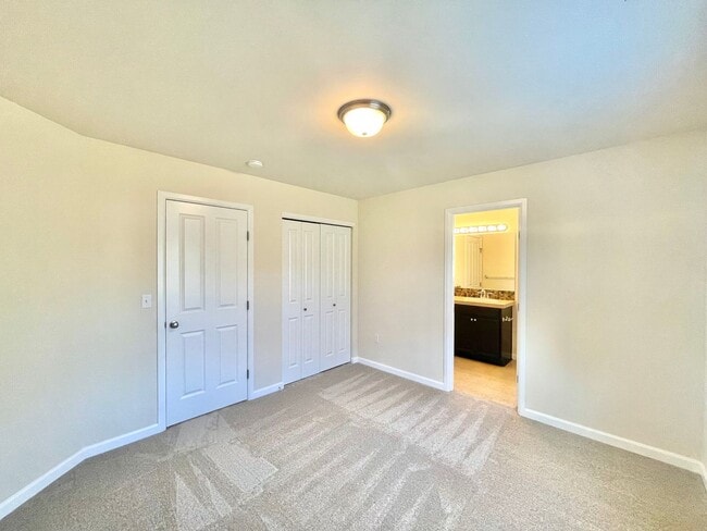 Building Photo - Great Home for rent