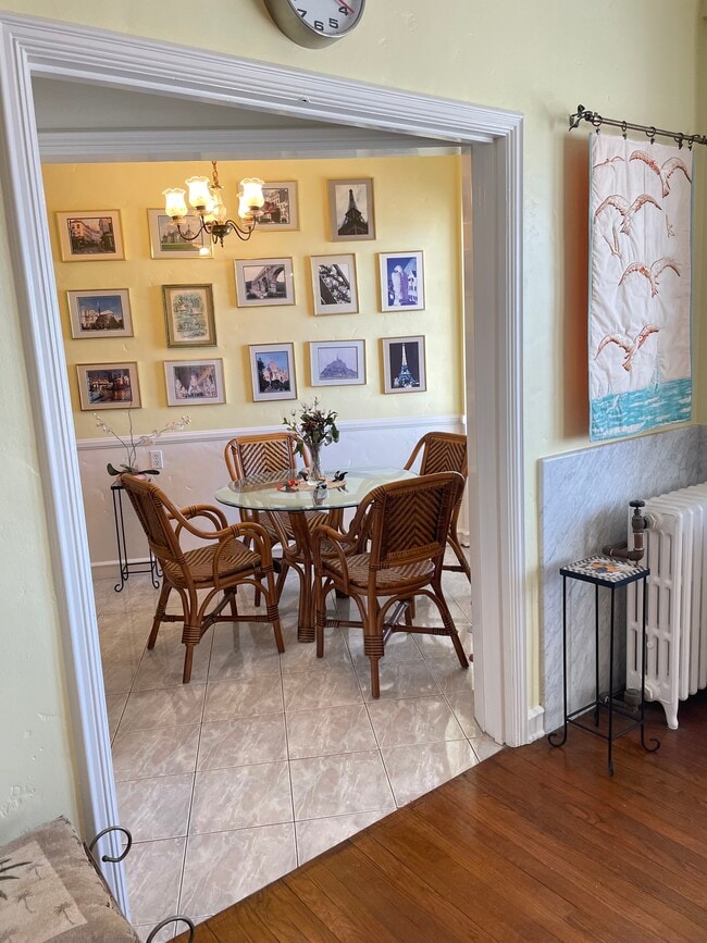 Building Photo - 800 E Ocean Blvd