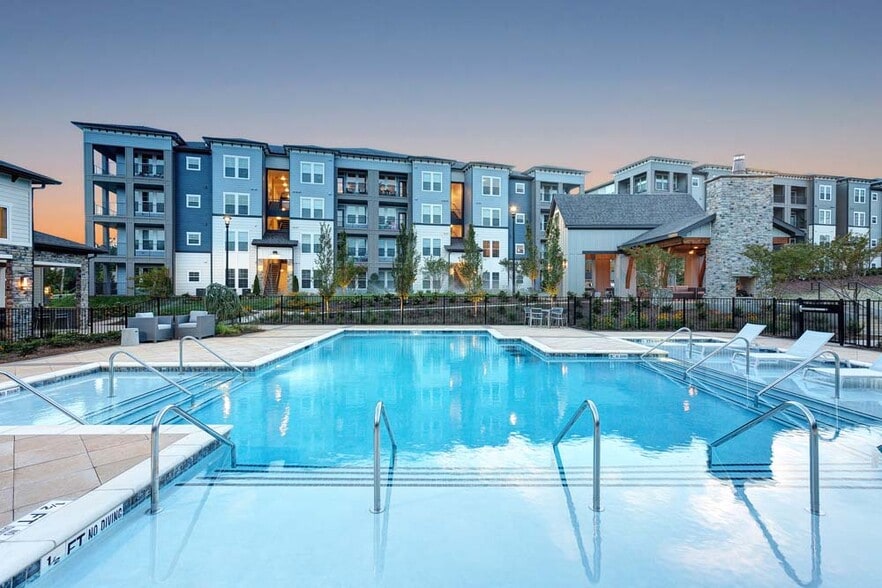 Building Photo - Avery at Turkey Creek