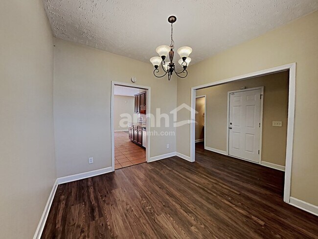 Building Photo - 119 Nick Price Dr