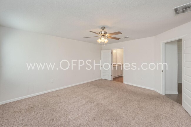 Building Photo - 6705 Sarah Ann Way