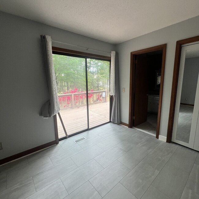 Building Photo - 137 Starboard Bay