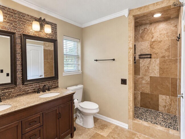 Building Photo - 4509 Lisa Ln
