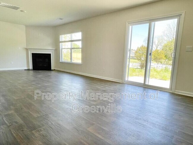 Building Photo - 1013 Bridlebrook Trail