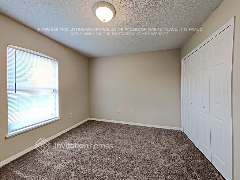 Building Photo - 919 Amboise Ln