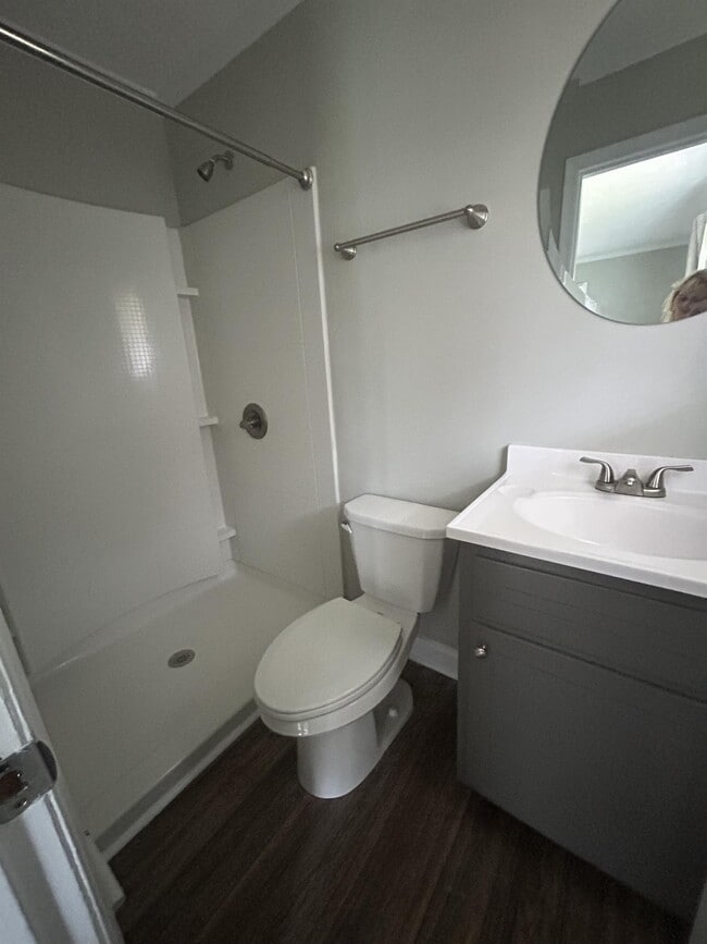 Building Photo - 2515 Reta St