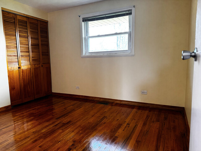 Building Photo - 1534 Revere Cir