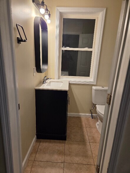 Building Photo - 417 Pittston Ave