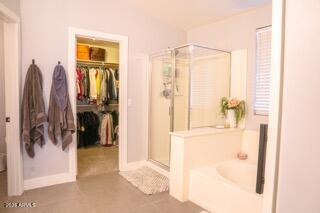 Building Photo - 1066 E Bart St