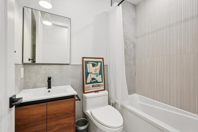 Building Photo - 431 Palisade Ave