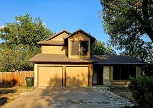 Building Photo - 409 El Secreto St