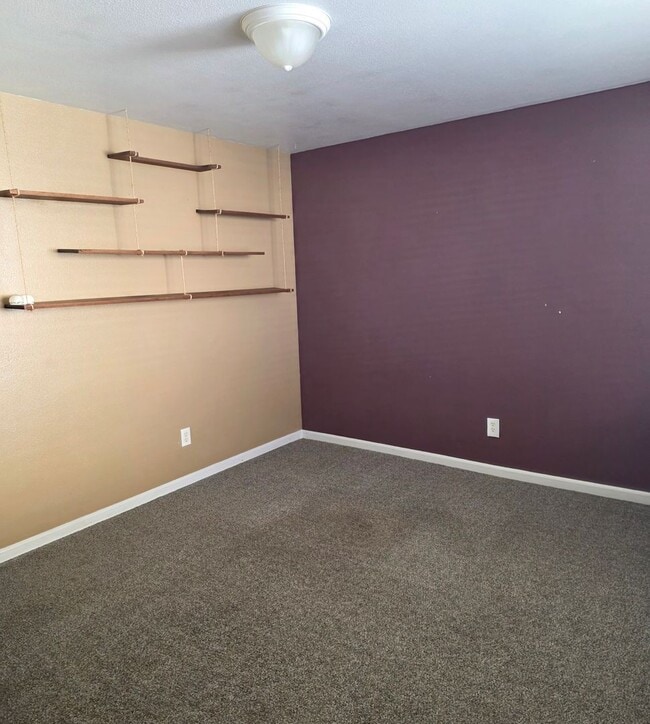 Building Photo - Beautiful Fernley home