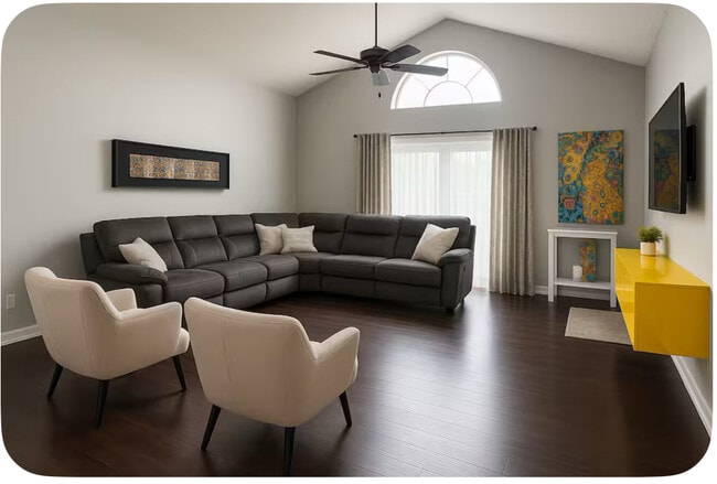 Building Photo - 266 Competition Dr