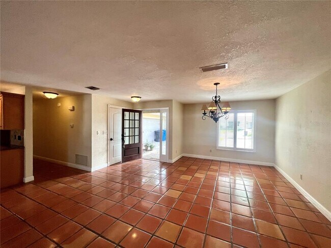 Building Photo - 4388 13th Way NE