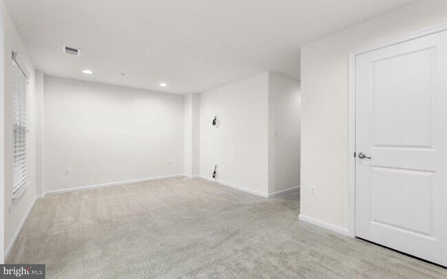 Building Photo - 8105 Kyne Millers Way