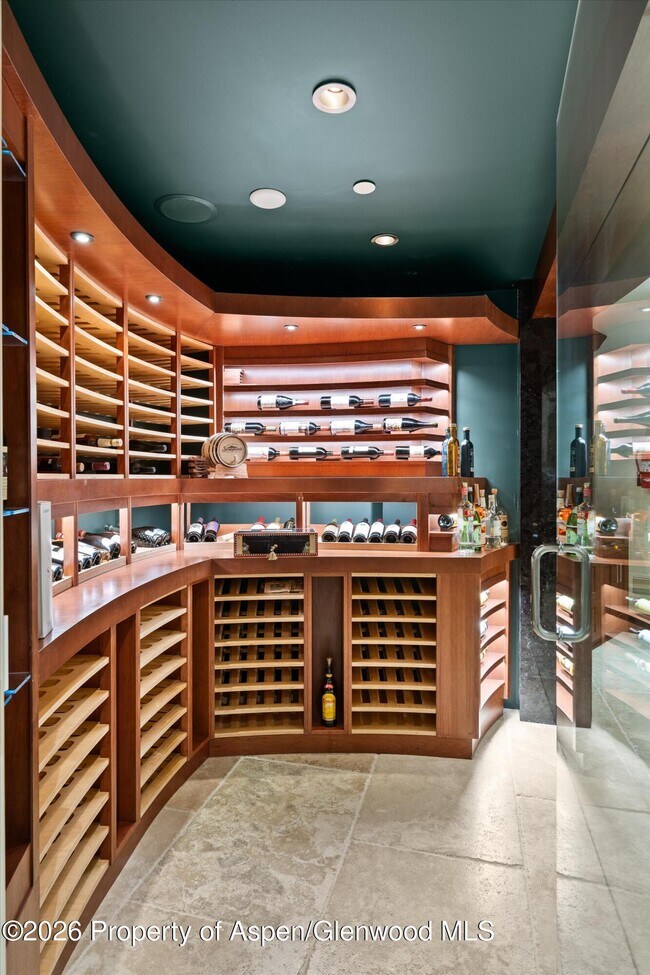 Building Photo - 294 Draw Dr