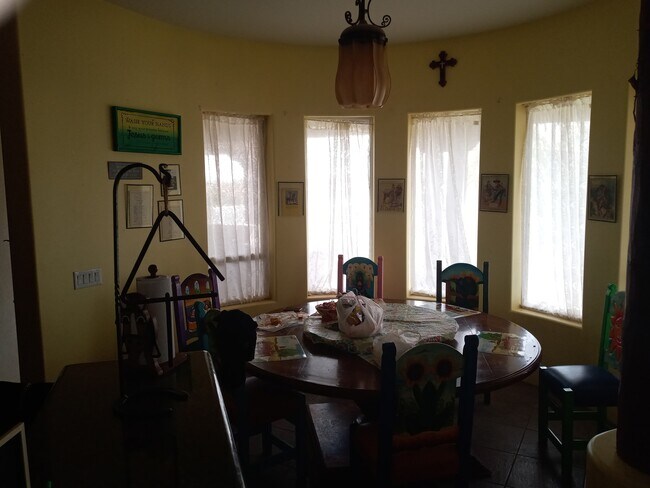 Building Photo - 1105 S 363rd Ave