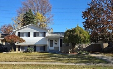 Building Photo - 33828 Stonewood Dr