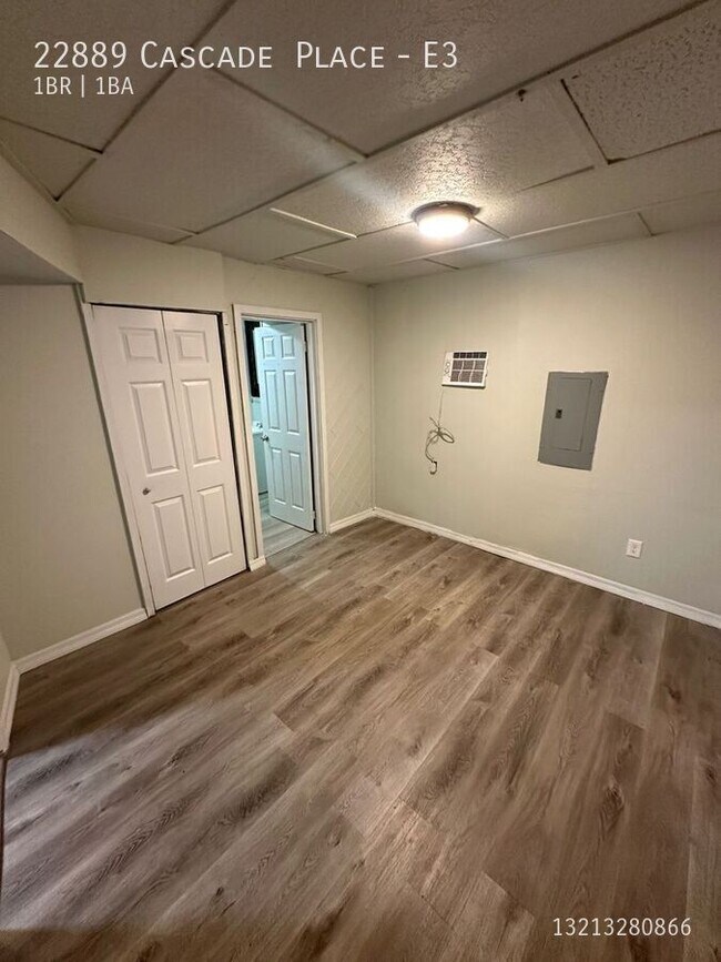 Building Photo - 22889 Cascade Pl