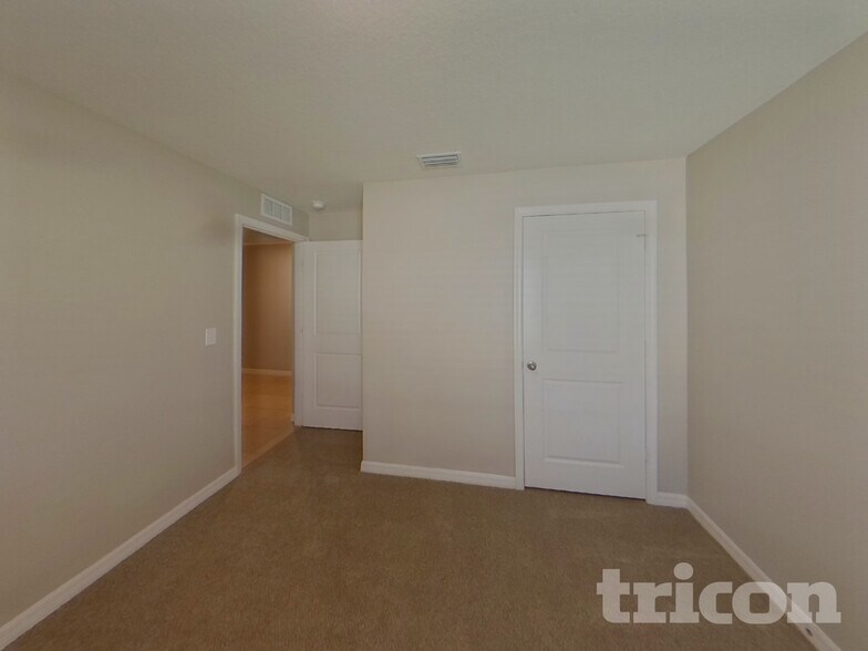 Building Photo - 2007 12th St SE