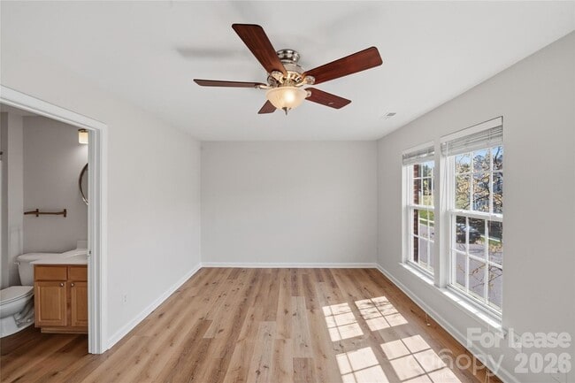 Building Photo - 4957 Sunburst Ln