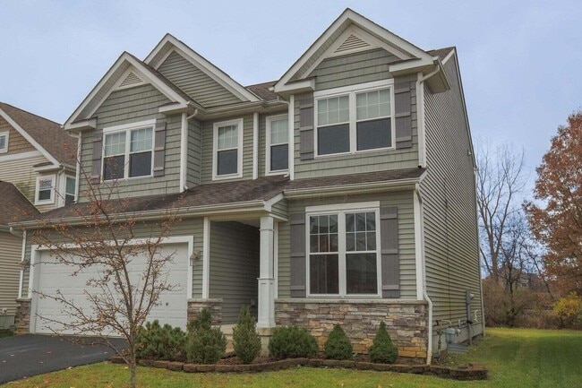 Building Photo - 8475 Haleigh Woods Dr