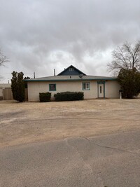 Building Photo - 2 Bedroom 1 Bathroom Home In Winslow