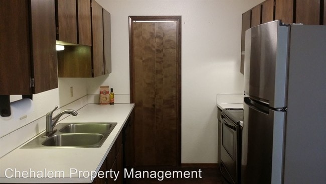 Building Photo - 1100 N Meridian St