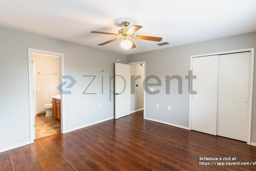 Building Photo - 817 Sheraton Ave