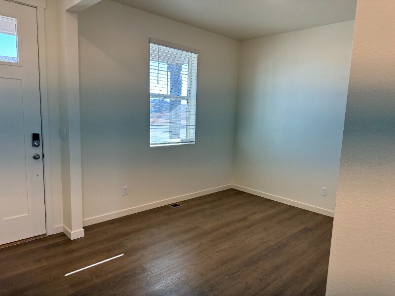 Building Photo - 5996 Amerifax Dr