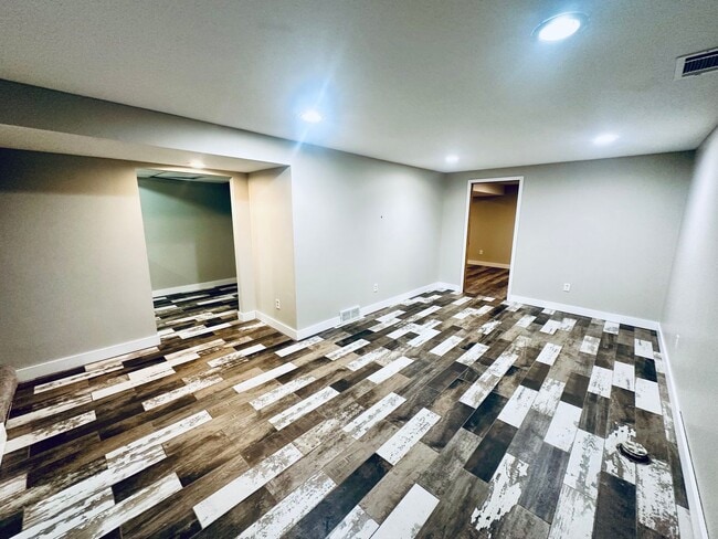 Building Photo - Gorgeous Single Family Home w/ Sundeck and Large Yard!