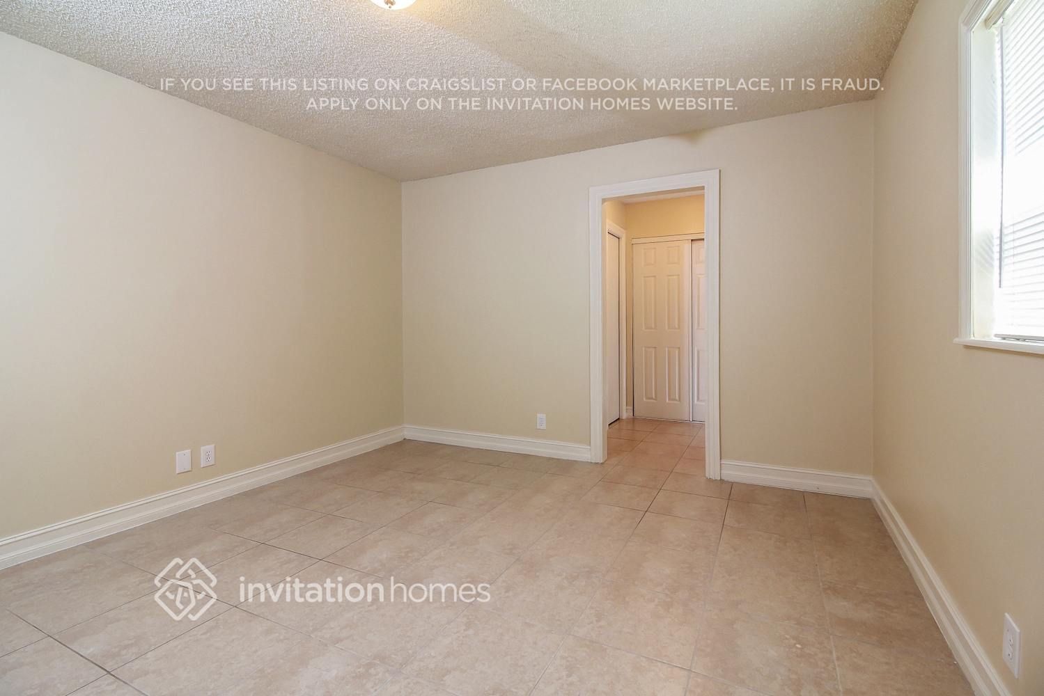 Building Photo - 22816 SW 65th Way