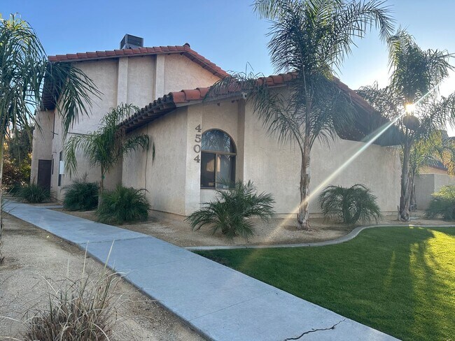 Primary Photo - 2+1.5 REMODELED BRAND NEW APPLIANCES INCLUDED