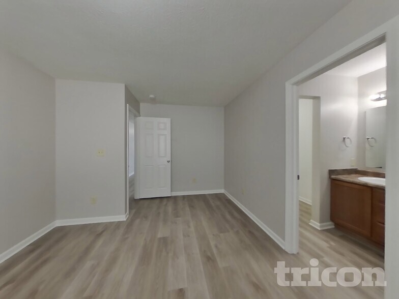 Building Photo - 7516 Pipestone Dr