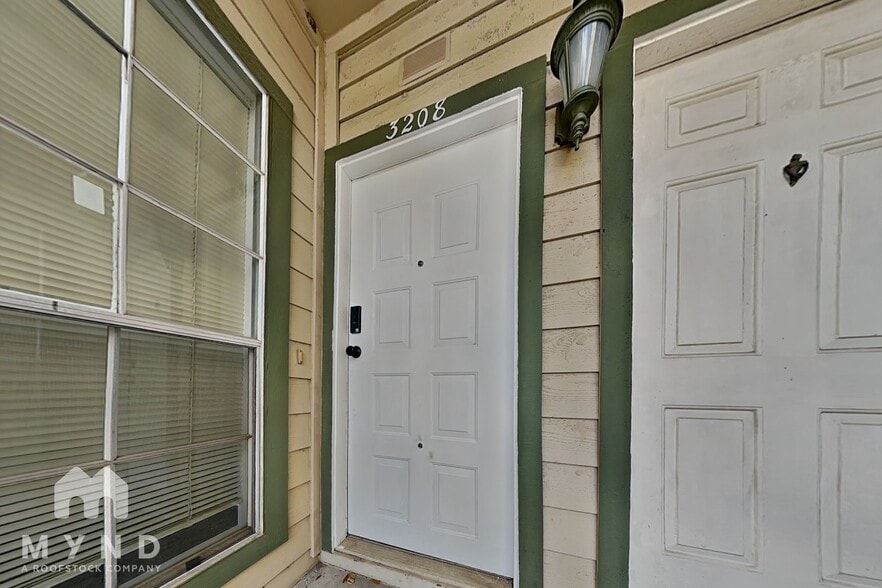 Building Photo - 6500 Harbor Town Dr