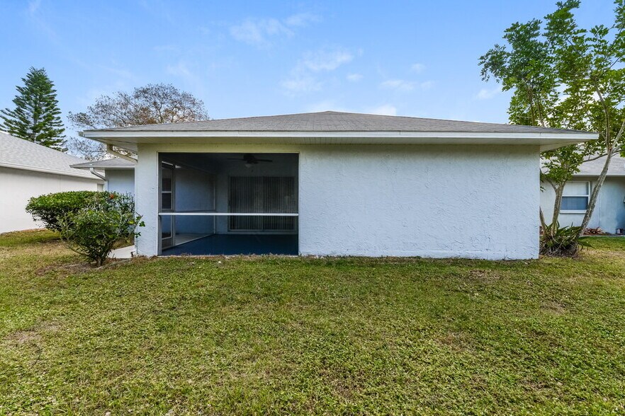 Building Photo - 1205 Oak Trace Dr