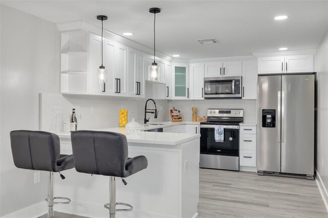 Building Photo - 9124 Lido Ln