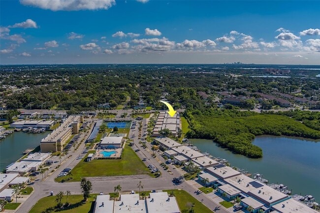 Building Photo - 170 Boca Ciega Point Blvd S