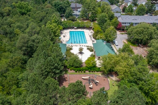 Building Photo - 825 Hidden Point Dr