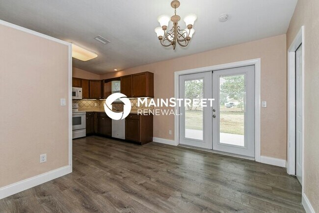 Building Photo - 3 Bedroom Pet-Friendly Home in CAPE CORAL, FL with Main Street Renewal