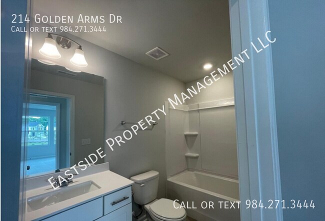 Building Photo - 214 Golden Arms Dr