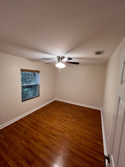 bedroom 4 - 345 Silver Pine Dr