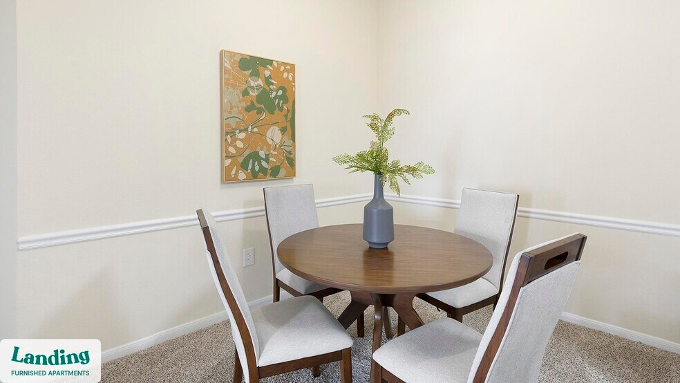 Building Photo - 901 Lakeside Cir