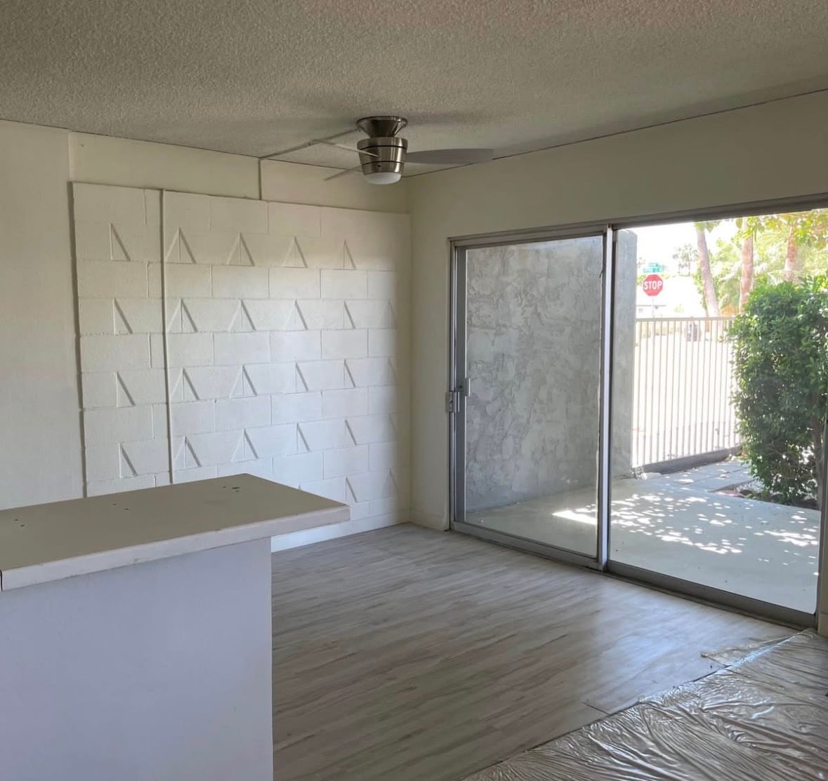 Dining - 68080 Durango Rd