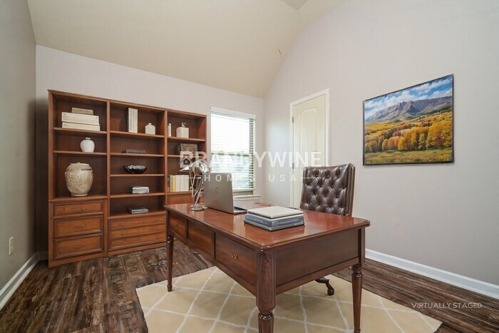 Building Photo - 693 Emporia Loop