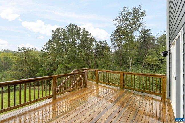 Building Photo - 151 Naylor Ln