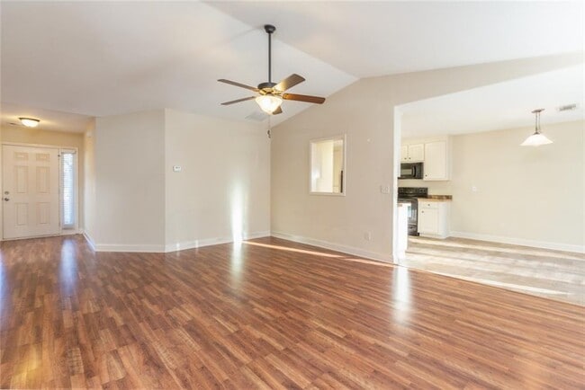Building Photo - 947 Haymon Dr
