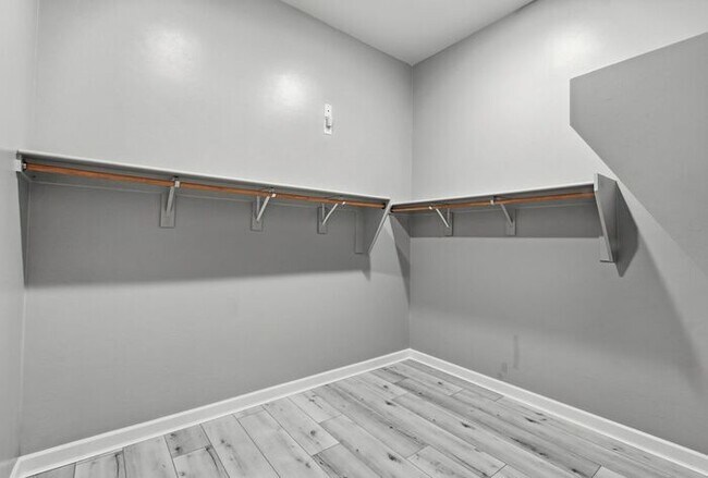 Building Photo - 9684 N Texas Ebony Ln